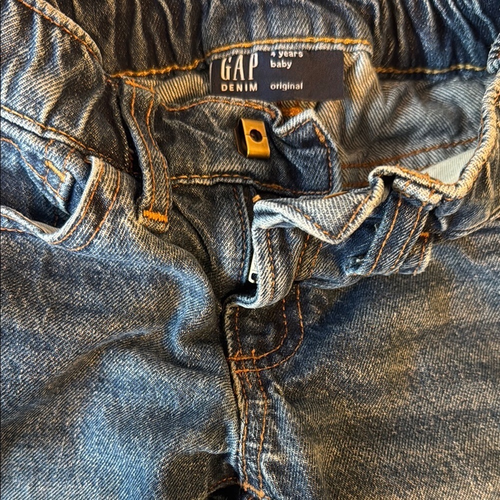 GAP Kids / Toddler Jeans - Size 4